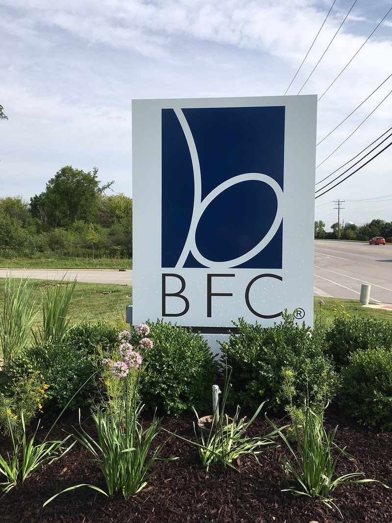 Tradeshow and Special Events Displays Schaumburg IL Custom Sign Stands